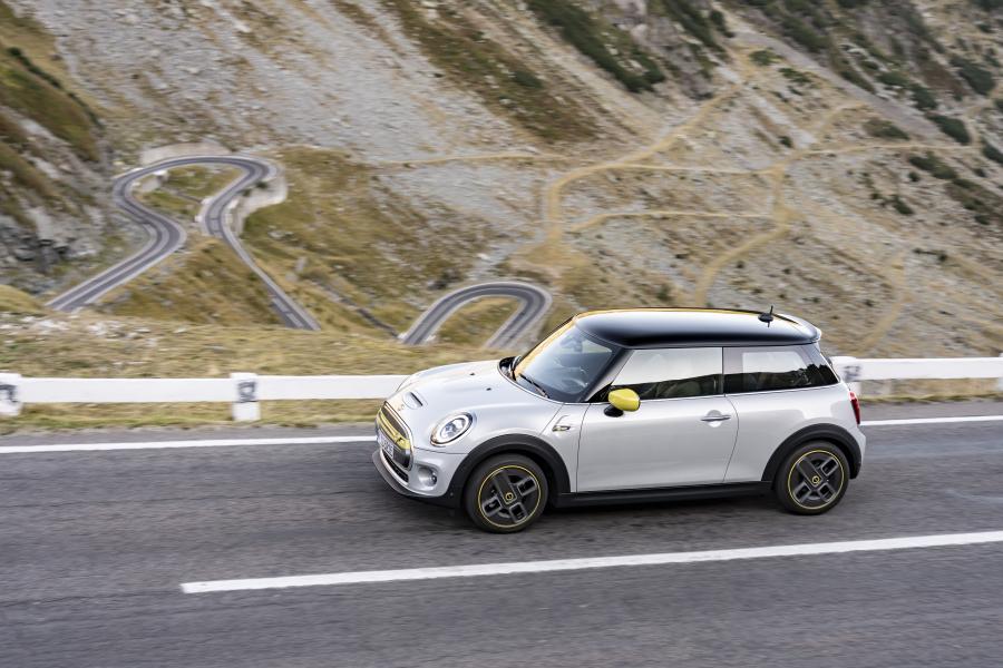  Mini Cooper SE (F56) 2019 года  (WW) (фото 129 из 132)